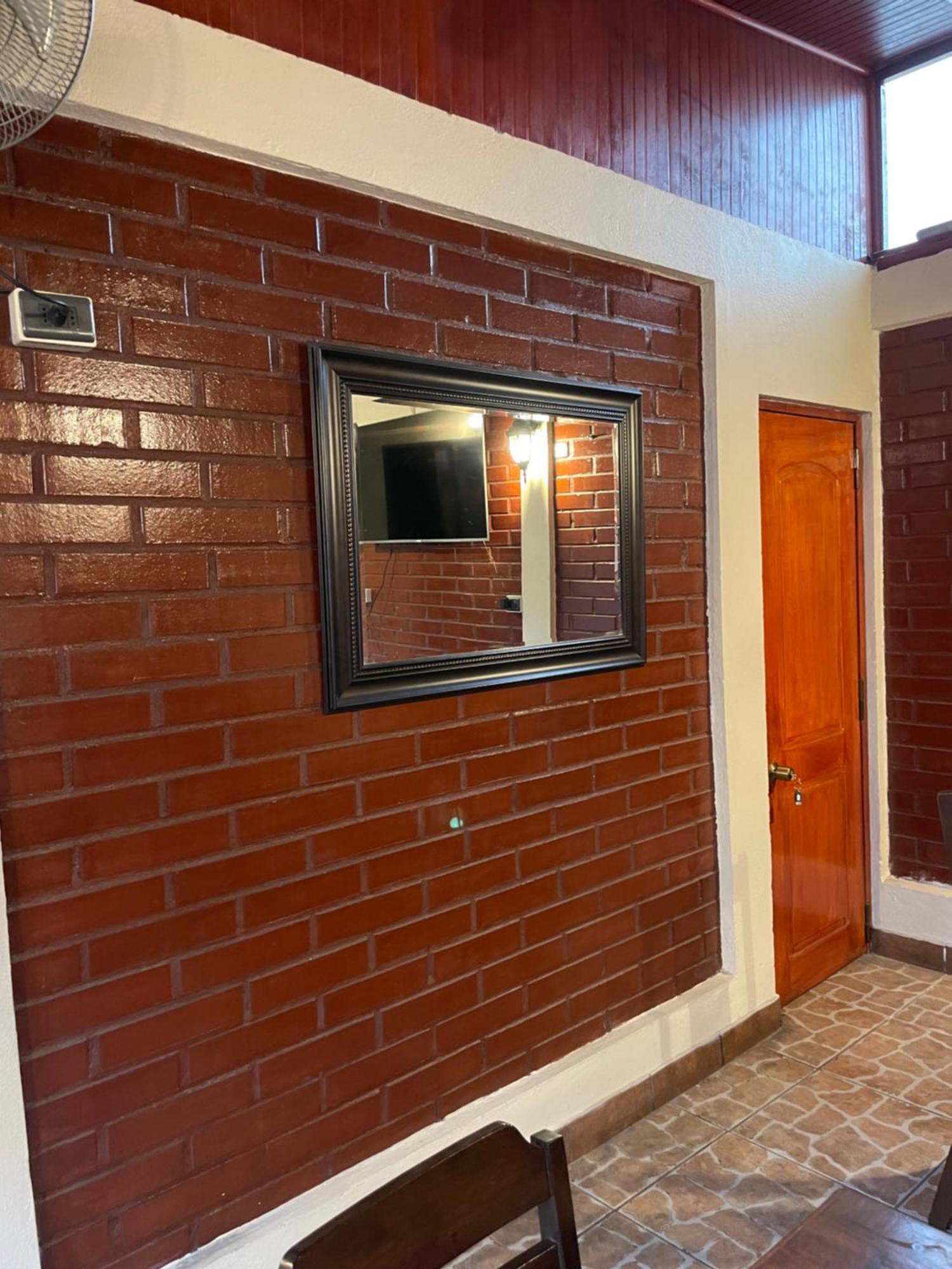 سانتياغو Hostal Brisa Serena المظهر الخارجي الصورة